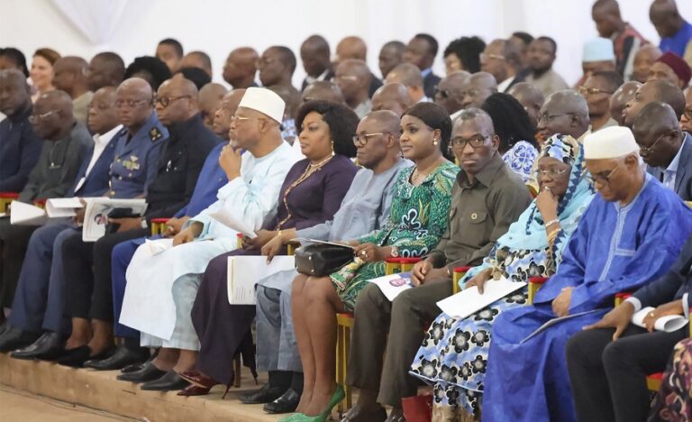 19e Anniversaire Du D c s Du Gal Eyad ma Le Pr sident Faure 19e-anniversaire-du-d-c-s-du-gal-eyad-ma-le-pr-sident-faure